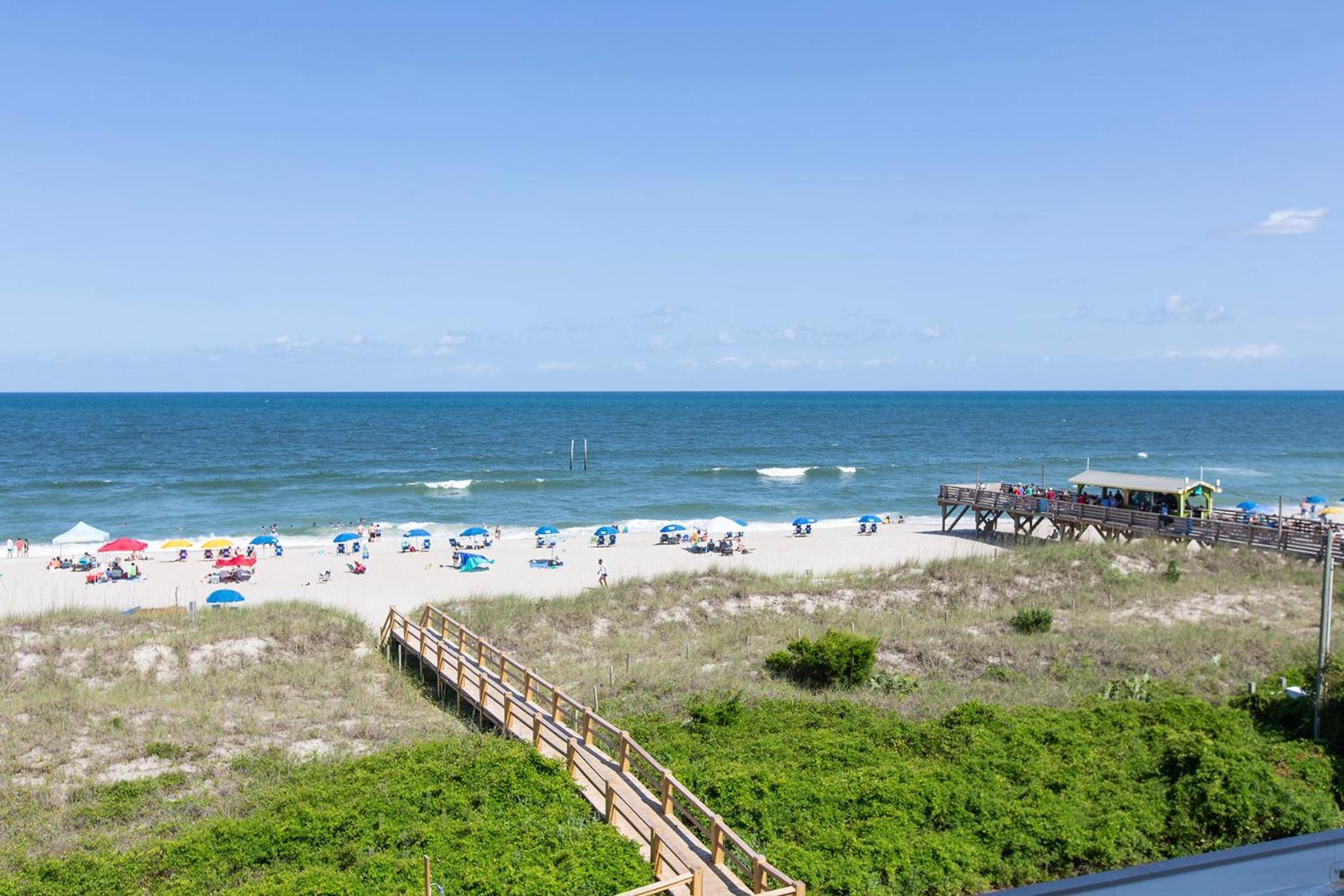 Golden Sands Oceanfront Hotel Carolina Beach Eksteriør billede